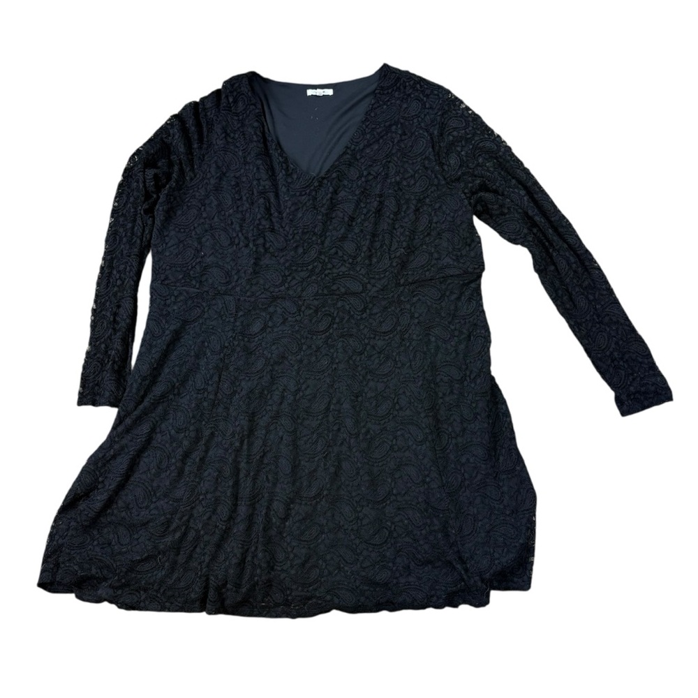 Woman’s Maurice’s black lace long sleeve v neck dress size 4 PLUS